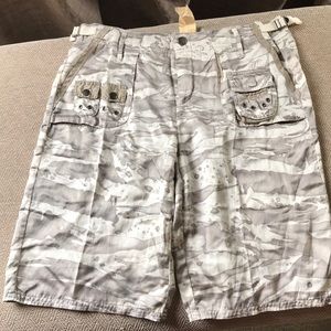 Washed silk camo cargo shorts